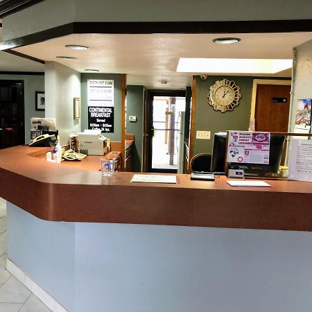 Americas Best Value Inn Юкон Экстерьер фото