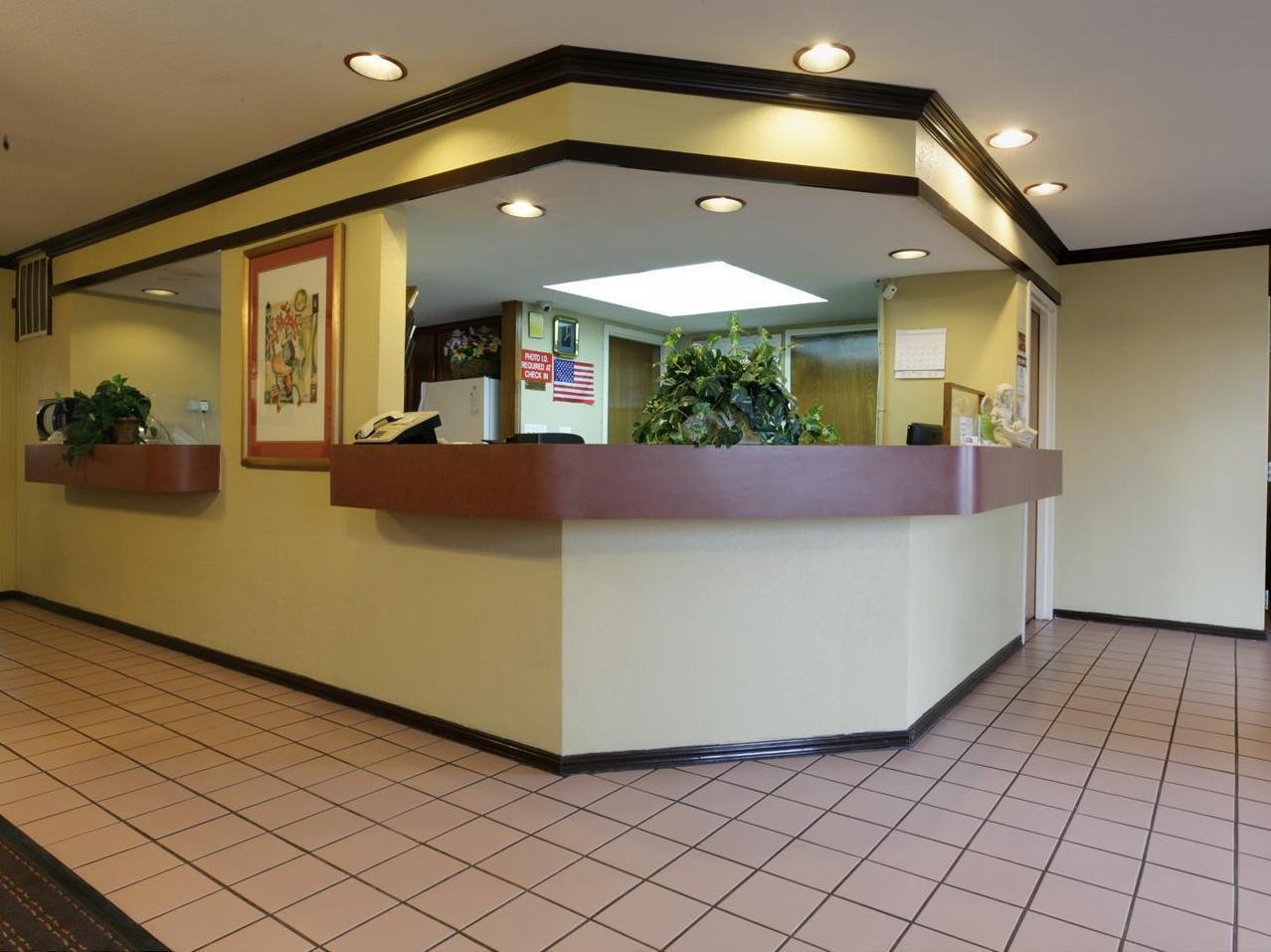 Americas Best Value Inn Юкон Экстерьер фото
