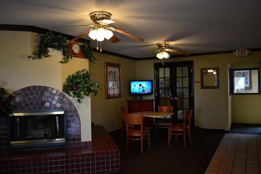 Americas Best Value Inn Юкон Экстерьер фото
