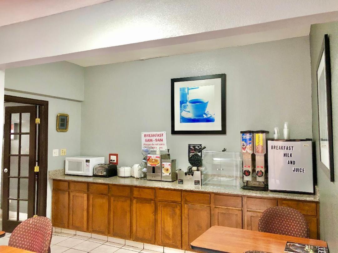 Americas Best Value Inn Юкон Экстерьер фото
